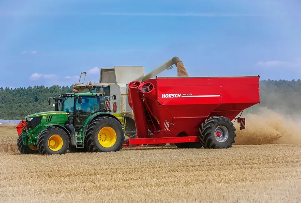 Ernte durch landwirtschaftliche Maschinen