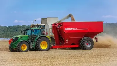 Ernte durch landwirtschaftliche Maschinen