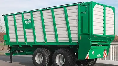 Anhänger mit aufklappbarem Bereich